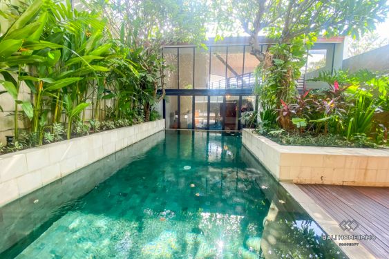 Image 1 from VILA 3 KAMAR TIDUR YANG BARU SAJA DIRENOVASI UNTUK DISEWAKAN DI BALI UMALAS