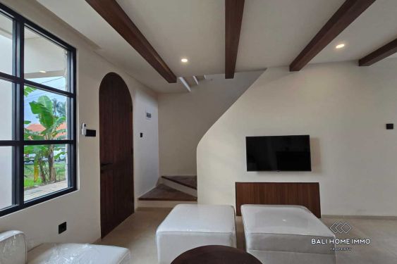 Image 2 from Brand new 8 Bedroom Luxury Mediterranean Villa for Sale Leasehold in Bali Tumbak Bayuh