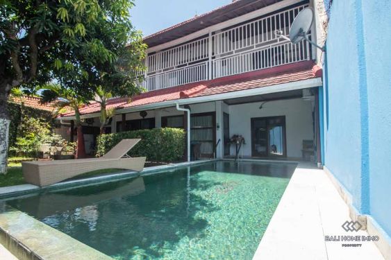 Image 1 from Prime à Rénover Villa de 4 Chambres à Vendre en Pleine Propriété à Bali Seminyak