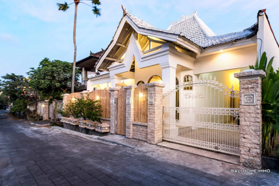 Image 1 from RESIDENTIAL 3 BEDROOM VILLA FOR SALE & RENT IN BALI KEROBOKAN