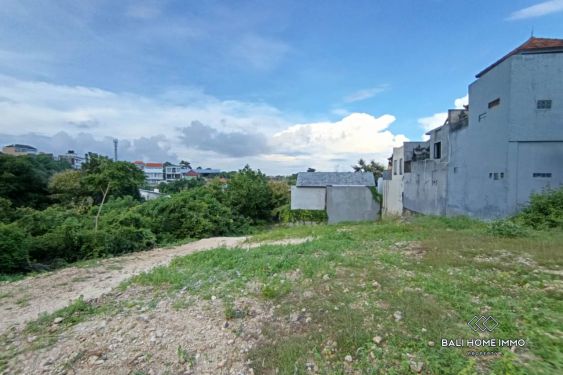 Image 3 from Dijual Tanah Zonasi Hunian Leasehold dengan Kontur Miring di Ungasan