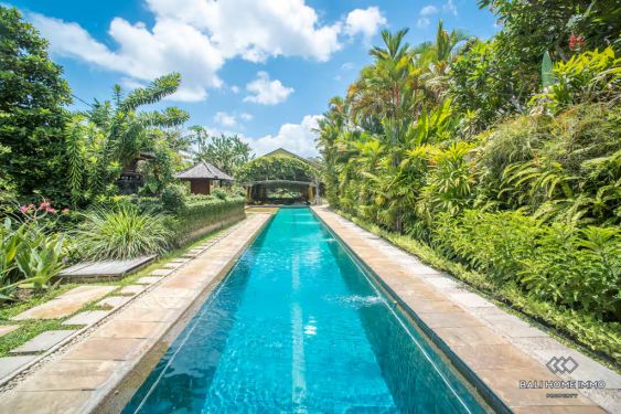 Image 1 from SPACIOUS 3 BEDROOM VILLA FOR YEARLY RENTAL WALKING DISTANCE TO BATU BELIG BEACH
