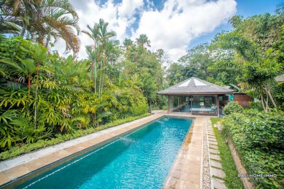 Image 2 from SPACIOUS 3 BEDROOM VILLA FOR YEARLY RENTAL WALKING DISTANCE TO BATU BELIG BEACH