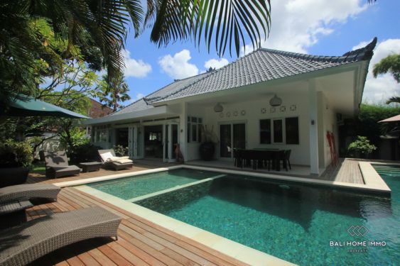 Image 1 from Vila 4 Kamar Tidur Luas untuk Disewakan di Seminyak