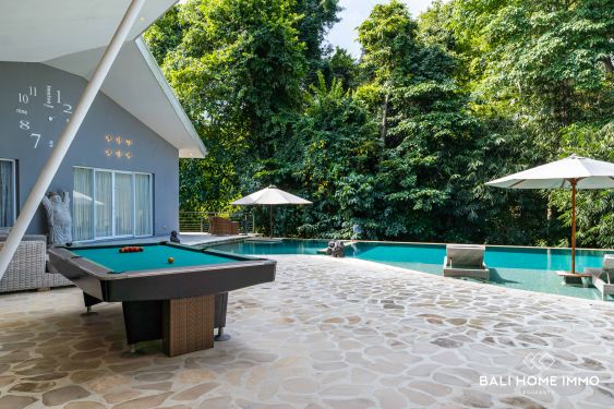 Image 2 from Modern 4 Bedroom Villa with Jungle View for Sale in Bali Umalas