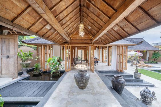 Image 3 from Spacieuse villa de 4 chambres à louer à l'année à Bali Tumbak Bayuh