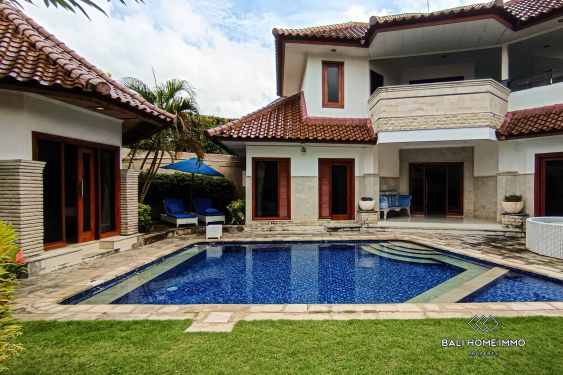 Image 1 from VILLA LUAS 4 KAMAR TIDUR UNTUK DISEWA TAHUNAN DI JIMBARAN DEKAT PANTAI JIMBARAN