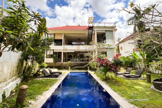 Image 2 from Vila 4 Kamar yang Luas untuk disewa di Pererenan Beachside