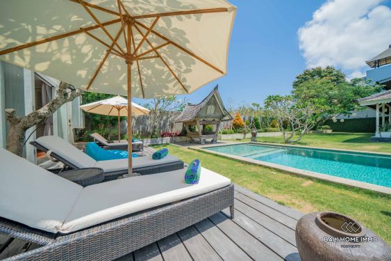 Image 2 from VILLA LUAS 5 KAMAR TIDUR UNTUK DISEWA BULANAN DI BALI - JIMBARAN