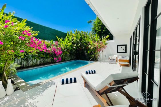 Image 2 from Dijual Villa 2 Kamar Tidur yang Menakjubkan dengan Hak Sewa di Bali Umalas