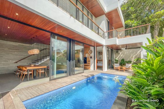Image 1 from Stunning 3 Bedroom Villa for Rent & Sale Leasehold in Seminyak Bali