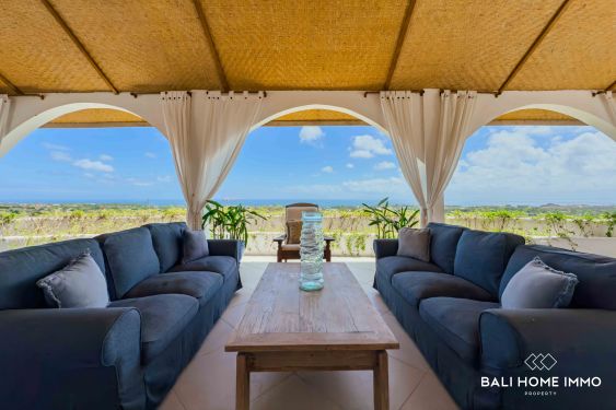 Image 3 from VILLA 5 KAMAR TIDUR YANG MENAKJUBKAN DENGAN PEMANDANGAN LAUT YANG MEMUKAU DI UTAMA BINGIN