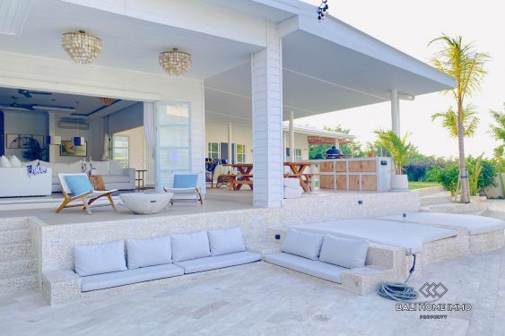 Image 2 from STUNNING AND SPACIOUS 4 BEDROOMS + STUDIO FAMILY VILLA FOR SALE AND RENT IN BALI PECATU