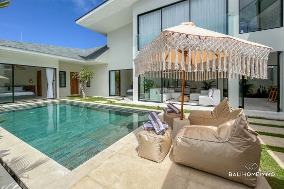 Image 2 from Superbe villa neuve de 4 chambres en pleine propriété à Seminyak Bali