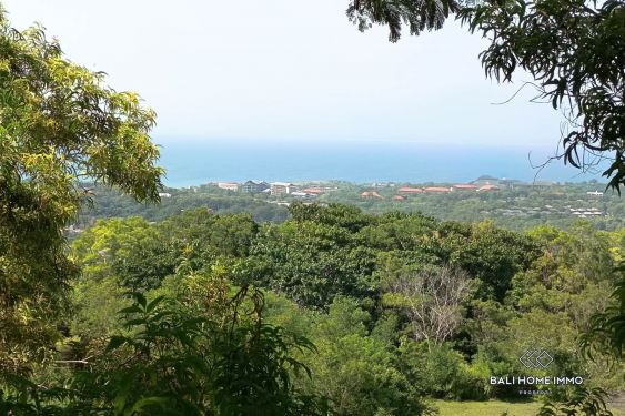 Image 2 from Superbe terrain avec vue sur l'océan à vendre en location dans le quartier privilégié de Bingin