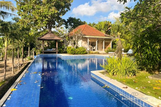Image 1 from Tropical Modern Joglo 1 Bedrooms Villa in Canggu Residential Area