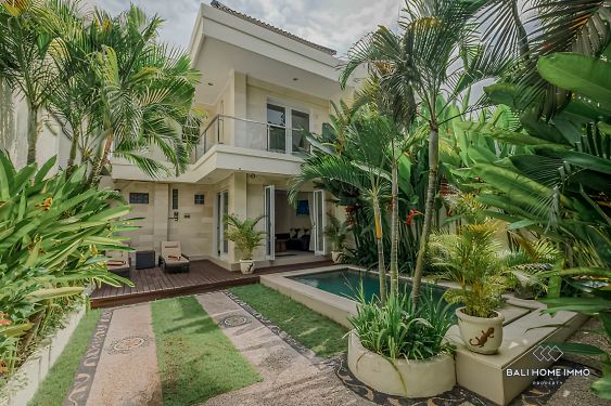 Image 1 from Walking To The Beach 3 Bedroom Villa For Rental in Bali Seminyak